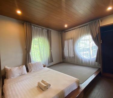 Parongpong Resort | Rumah Stroberi Organic Farm & Family Lodge