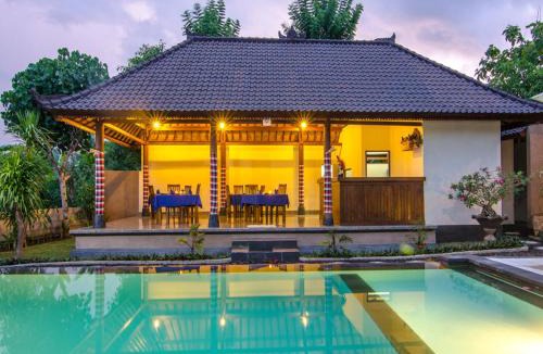 Mushroom Bay Resort | Cassava Bungalow