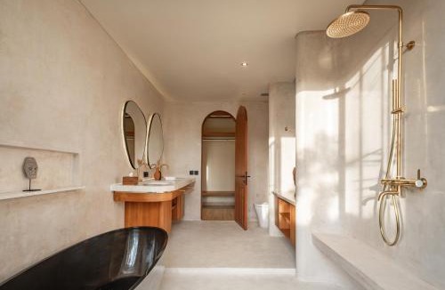 Petitenget Villa | New SASS Villa - Stylish & Modern 3BR at Seminyak