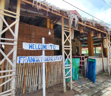 Bunaken House | FRANGKY HOMESTAY