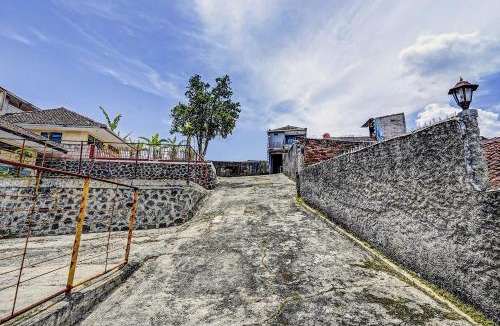 Hegarmanah Hotel | OYO Life 91116 Pelangi Residence Syariah
