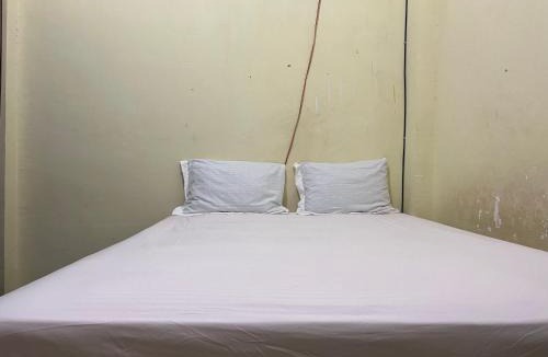 Enrekang Hotel | Hotel O Ziza Kost82 Syariah