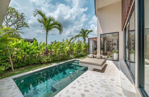 Cemagi Villa | Ayo La Vida - Chic Escape 500m from Seseh Beach
