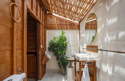 Tumbak Bayuh House | Nido Boutique Cottage Canggu