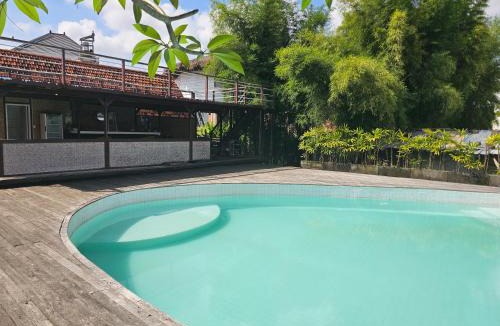 Tumbak Bayuh House | Cove Wong Village
