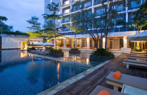 Karawang Hotel | Delonix Hotel Karawang