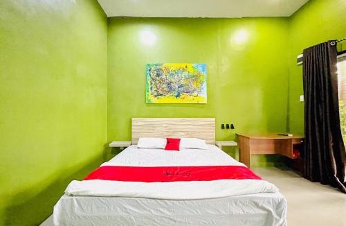 Rantauprapat House | RedDoorz at MCLOS Syariah Guest House Rantau Perapat