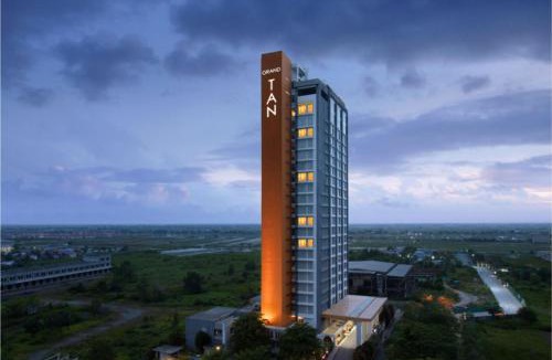 Banjarmasin Hotel | Grand Tan Banjarmasin Hotel & Convention Center