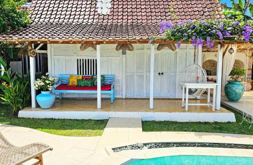 Borobudur House | Janur Bungalow