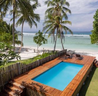 Katiet Hotel | The Point SurfHouse 3 meals included