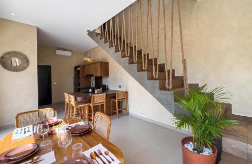Padonan Villa | Villa Taman R a j a - P u t r i Stunning 2BR Villa North Canggu