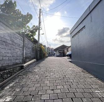 Batu Bolong House | Pis Bolong Canggu