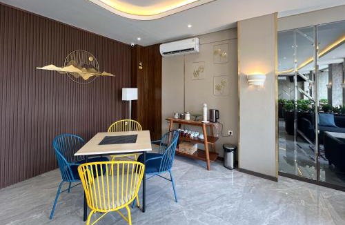 Mojokerto Hotel | Box City Hotel Mojokerto