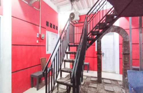 Jombang Hotel | Ariska Homestay near Alun Alun Jombang RedPartner
