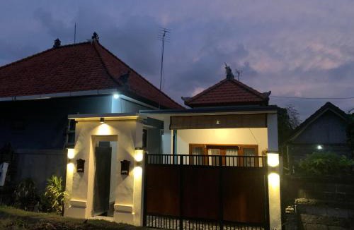 Lodtunduh Bed & Breakfast | BUCU KAJA HOUSE