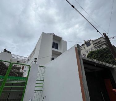 Solo City Centre Hotel | Urbanview Indria Inn Solo by RedDoorz