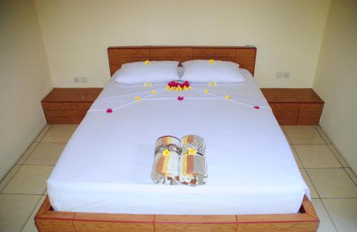 Pemuteran Bed & Breakfast | Kubu Sari Guest House