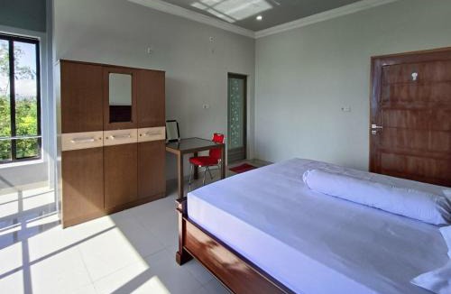 Buton Babau Hotel | RedDoorz @ Green Homestay Syariah Baubau