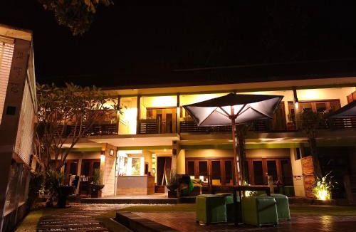Batu Karas Hotel | JavaCove Beach Hotel