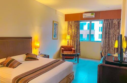 Lubuk Baja Hotel | Crown Vista Hotel