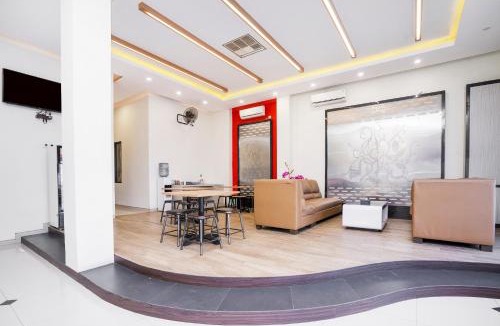 Samarinda House | Pondok Indah Guest House by ecommerceloka