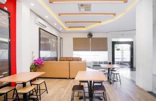 Samarinda House | Pondok Indah Guest House by ecommerceloka