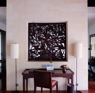 Kuta Selatan Villa | The Royal Santrian