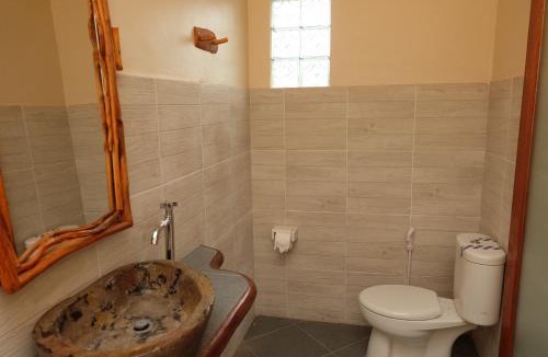 Mendoyo Hotel | Kelapa Surf Villa