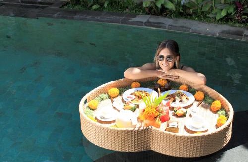 Melayang Resort | The Alus Cottage and Villa