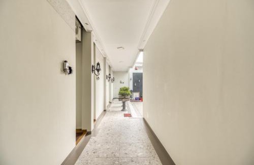 Yogyakarta House | RedDoorz Plus near Gembira Loka Zoo 2