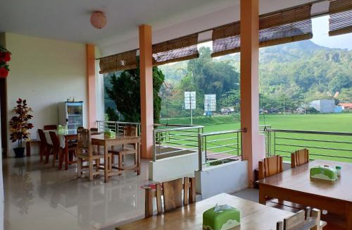 Rantepao House | Rosalina Homestay