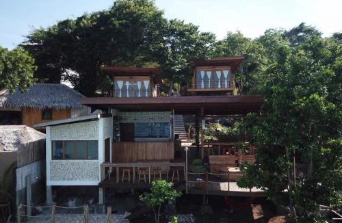 Bira House | Tevana House Reef