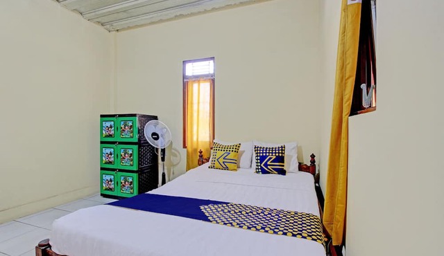 SPOT ON 92930 Syifa Guest House Syariah