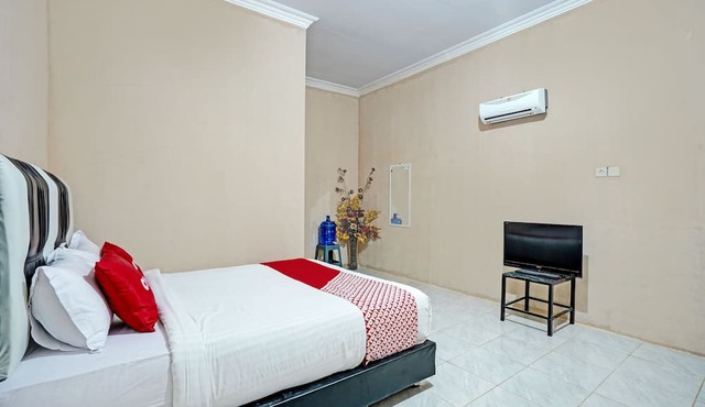 OYO 93033 Mutiara Homestay Syariah Near TPA/TPSA Nurul Yakin in Payakumbuh