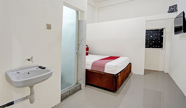 Hotel O Grand Syariah Hagawa Lamongan Near SPORT CENTER LAMONGAN in Lamongan
