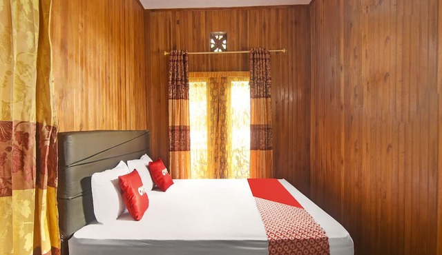 OYO Homes 91118 Homesstay Desa Wisata Budo Near Desa Wisata Budo
