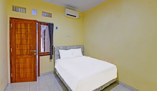 OYO 90823 Casa Jupiter Shine in Denpasar