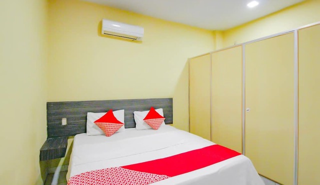 OYO 90259 Apollo Inn in Medan