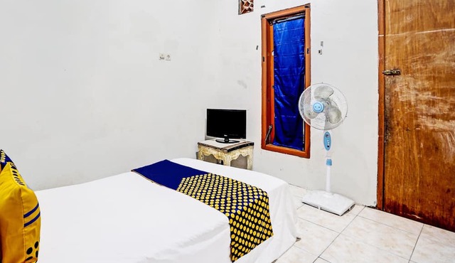 Hotel O Tarlo Guest House 4 in Surabaya