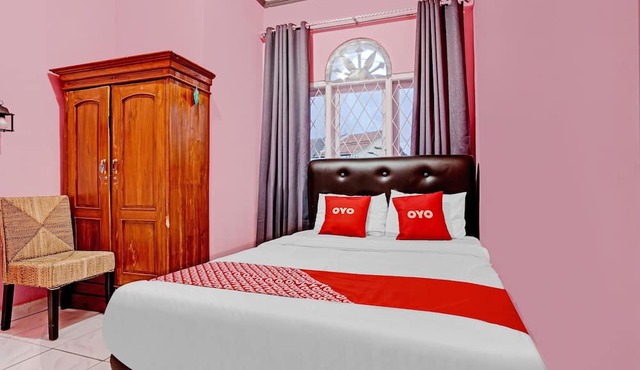 OYO 90289 Lestari Syariah Homestay in Cirebon