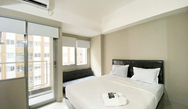 Minimalist Studio Room LRT City Jatibening Apartment in Bekasi
