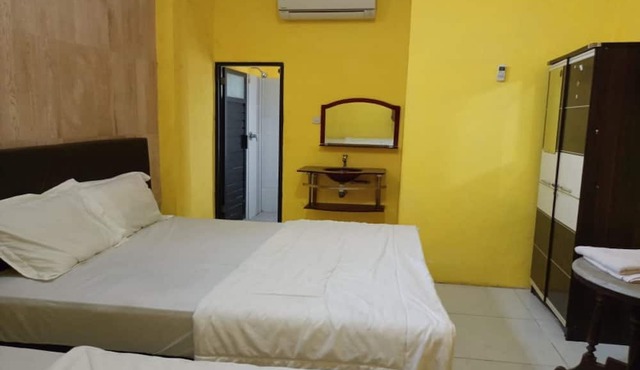 OYO 91232 Hotel Garuda in Sumenep