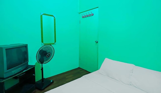 Hotel O Penginapan LorraNearPasar Oleh Oleh