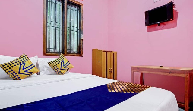 Hotel O Aliyah Syariah in Jakarta