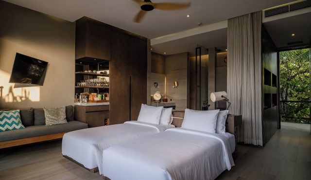 Hotel Komune and Beach Club Bali