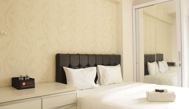 Homey Studio Room at Tamansari Panoramic Apartment