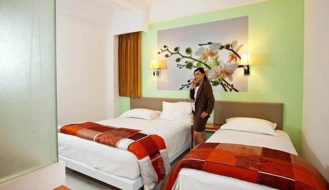 Dewarna Zainul Arifin Malang in Malang