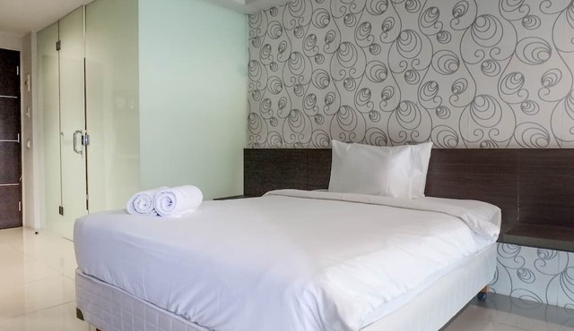 Classic Modern Studio Room Apartment at The Square Surabaya in Surabaya