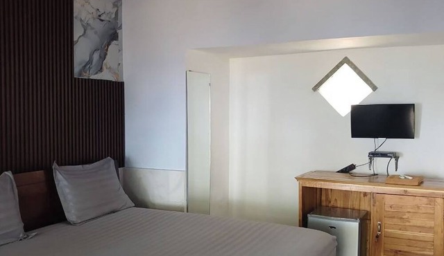 Hotel Tara Bar & Resto Air Sanih