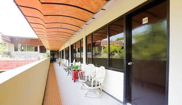 Hotel O Tampiarto in Probolinggo